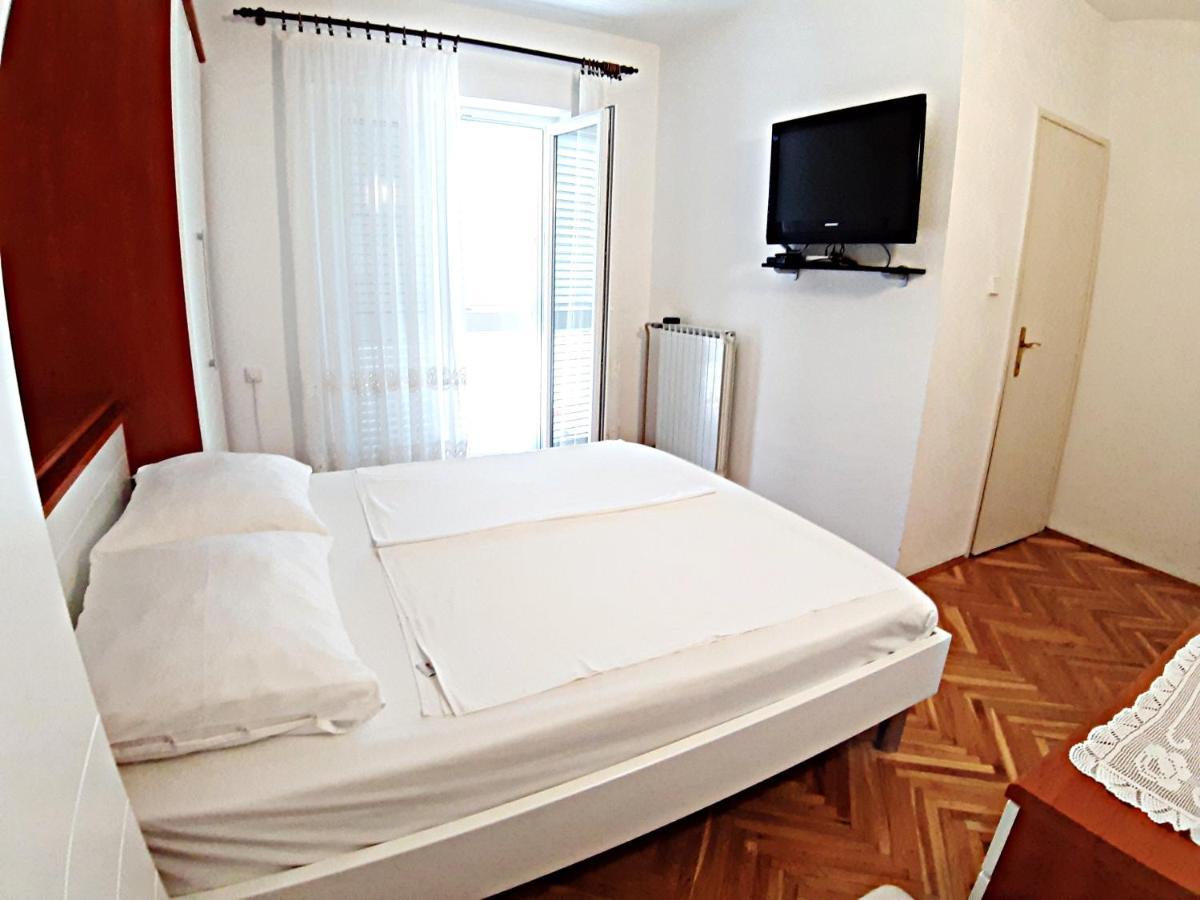 Bed and Breakfast F• R• I• E• N• D• S• Novaglia Esterno foto