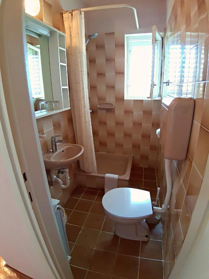 Bed and Breakfast F• R• I• E• N• D• S• Novaglia Esterno foto