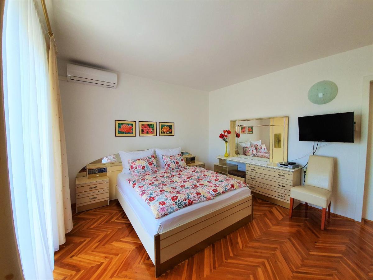 Bed and Breakfast F• R• I• E• N• D• S• Novaglia Esterno foto